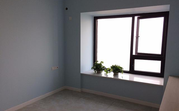 家里墻上刷的漆是什么漆？