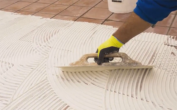 瓷磚膠和背膠的區(qū)別在哪？