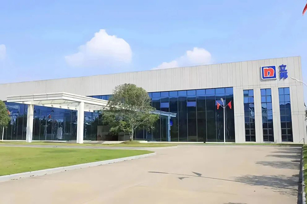 環(huán)氧紅丹防銹漆廠(chǎng)家電話(huà)多少?