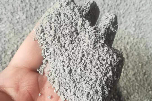 膨脹?；⒅楸厣皾{是什么材料?